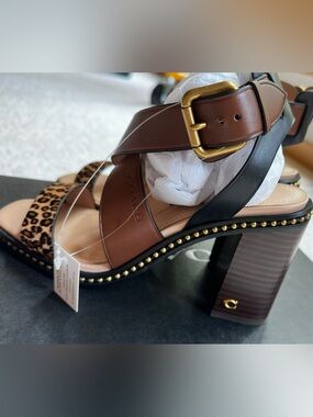 NIB Coach Mandy Leopard Brown and Black Leather Studded Block Heel Sandals 7.0!